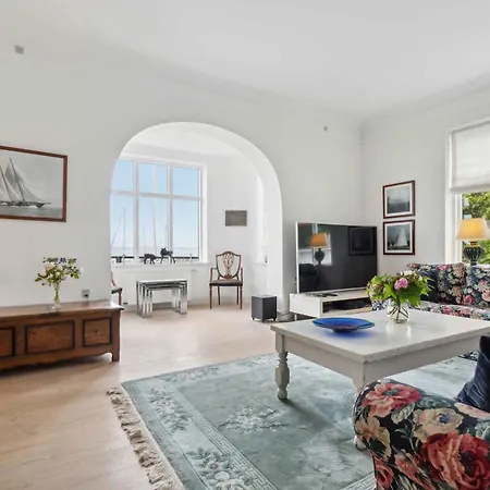 Exclusive With Panorama And Pavilion Ferienhaus